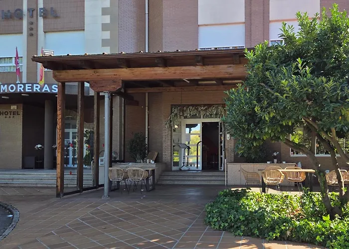מלון Moreras 3*